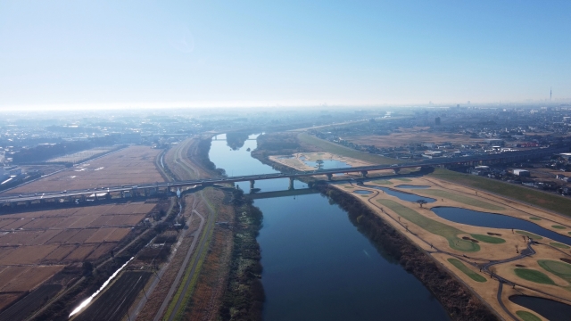 流山を上空から撮影